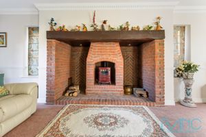 Photo 17- click for photo gallery